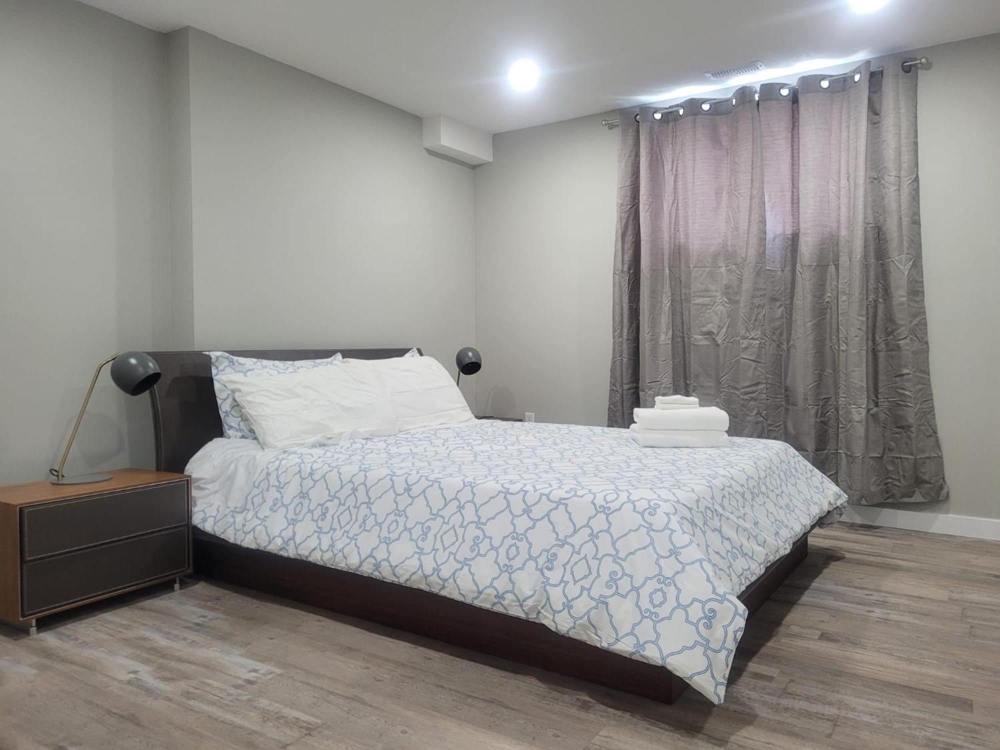 Boardwalk Homes - Executive Guest Rooms & Townhomes Kitchener Luaran gambar